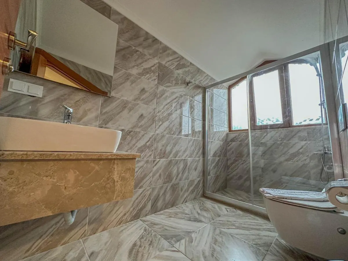 Villa Tuna Oeluedeniz 4+1 Villa, Oezel Havuzlu, Fethiye